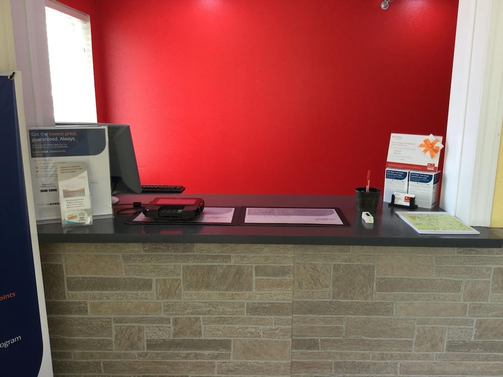 Econo Lodge Lincoln Eksteriør billede