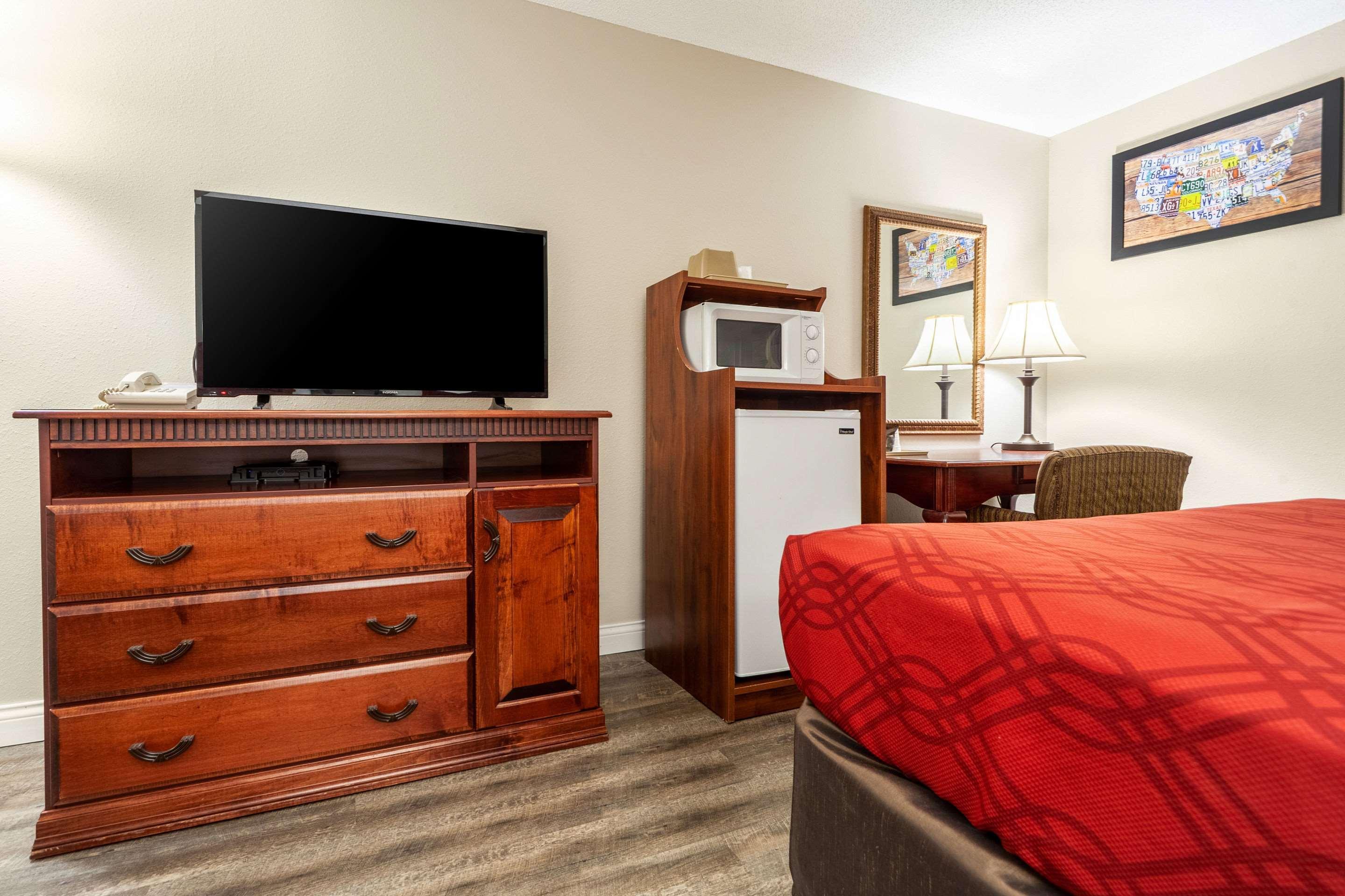 Econo Lodge Lincoln Eksteriør billede